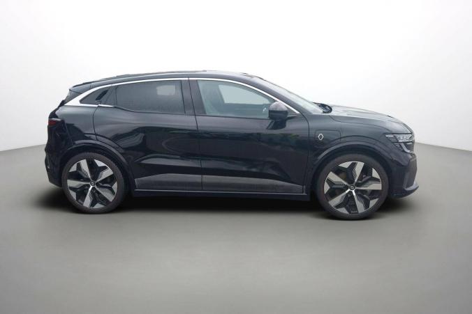 Vente en ligne Renault Megane E-Tech  EV60 220 ch super charge au prix de 24 990 €
