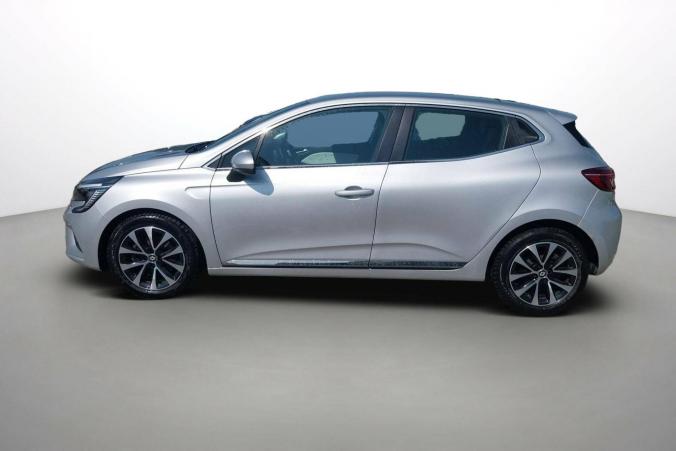 Vente en ligne Renault Clio 5 Clio Blue dCi 100 - 21N au prix de 12 270 €