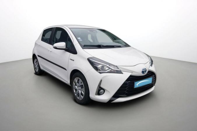 Vente en ligne Toyota Yaris Yaris Hybride Pro 100h au prix de 12 990 €