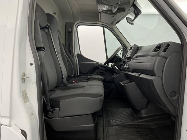 Vente en ligne Renault Master 3 Châssis Cabine MASTER CC PROP RJ3500 PAF AR COURT L2 DCI 130 au prix de 27 990 €