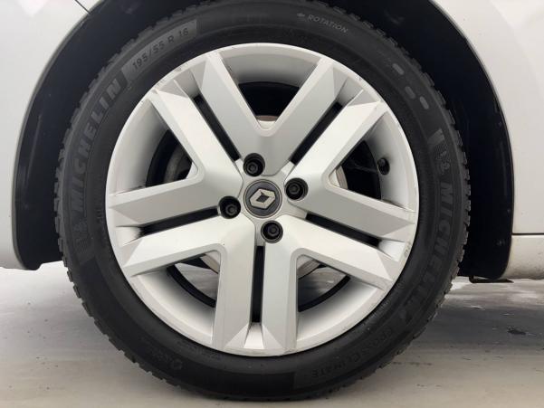 Vente en ligne Renault Clio 5 Clio Blue dCi 85 au prix de 10 970 €