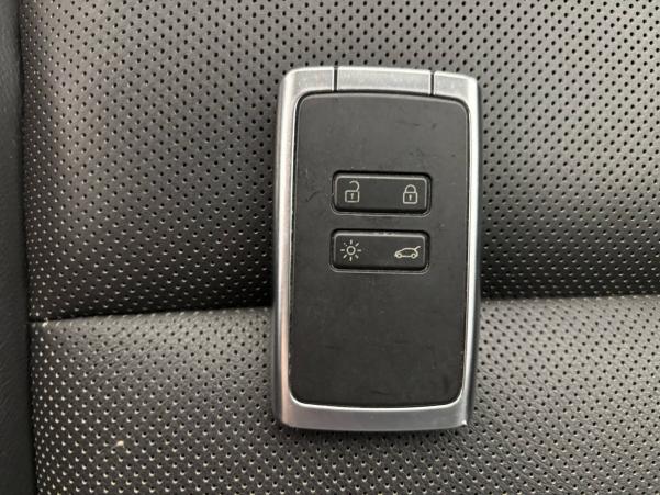 Vente en ligne Renault Megane 4 Estate Mégane IV Estate Blue dCi 115 EDC au prix de 18 290 €