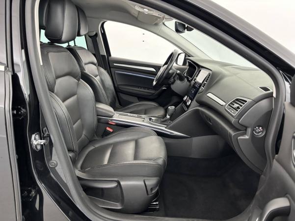 Vente en ligne Renault Megane 4 Estate Mégane IV Estate Blue dCi 115 EDC au prix de 18 290 €