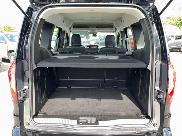 Vente en ligne Renault Kangoo  Blue dCi 95 au prix de 22 470 €