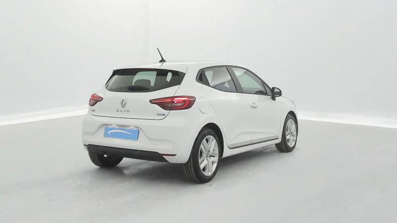 Vente en ligne Renault Clio 5 Clio E-Tech 140 - 21N au prix de 16 490 €