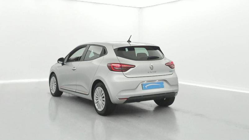 Vente en ligne Renault Clio 5 Clio E-Tech 140 - 21N au prix de 17 490 €