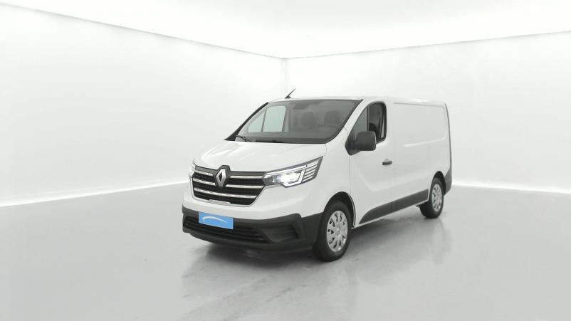 Vente en ligne Renault Trafic 3 Fourgon TRAFIC FGN L1H1 2800 KG BLUE DCI 130 au prix de 26 490 €