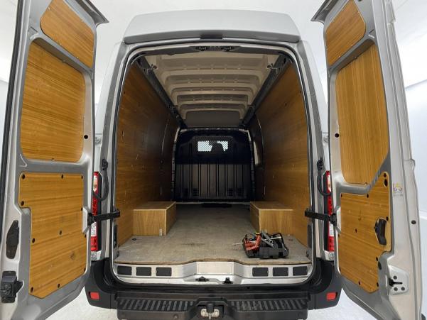 Vente en ligne Renault Master 3 Fourgon  L4H3 3.5t 2.3 dCi 165 ENERGY E6 au prix de 27 990 €