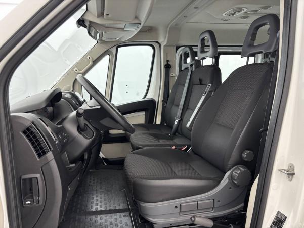Vente en ligne Peugeot Boxer Boxer 330 L1H1 2.0 BlueHDi 110 au prix de 18 990 €