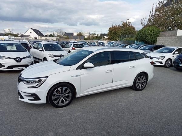 Vente en ligne Renault Megane 4 Estate  Blue dCi 115 EDC au prix de 22 490 €