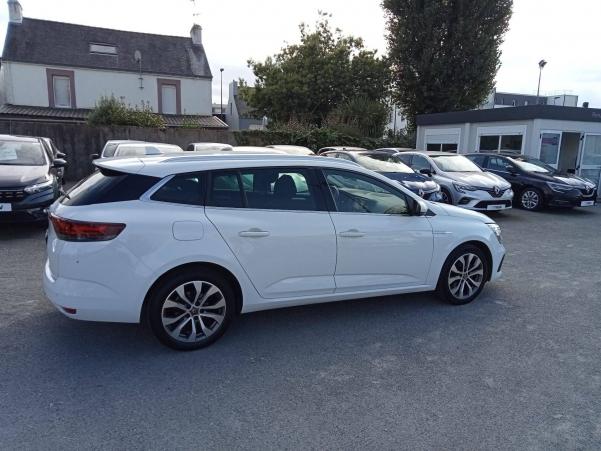 Vente en ligne Renault Megane 4 Estate  Blue dCi 115 EDC au prix de 22 490 €