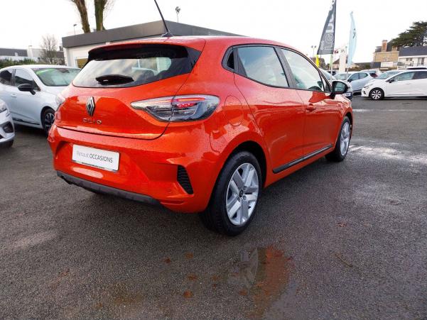 Vente en ligne Renault Clio 5 Clio dCi 100 au prix de 18 990 €