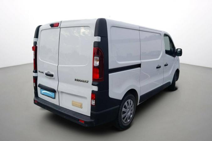 Vente en ligne Renault Trafic 3 Fourgon TRAFIC FGN L1H1 1200 KG DCI 120 au prix de 19 590 €