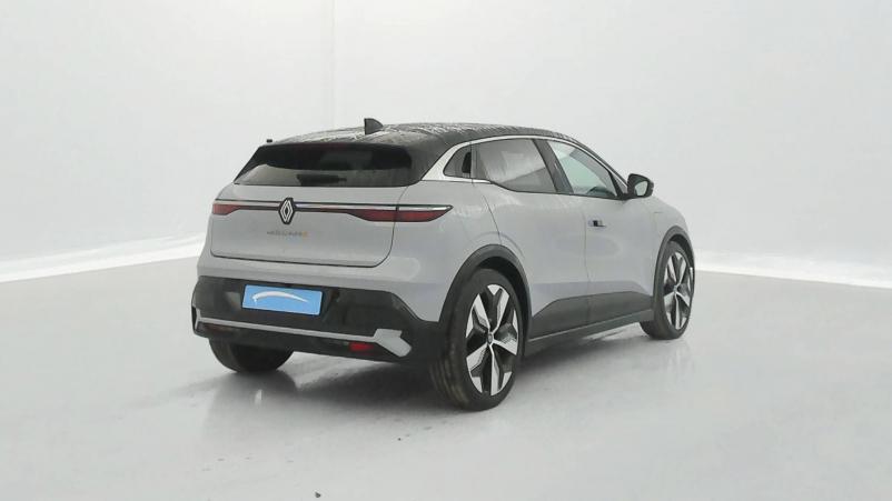 Vente en ligne Renault Megane E-Tech  EV60 220 ch super charge au prix de 26 990 €