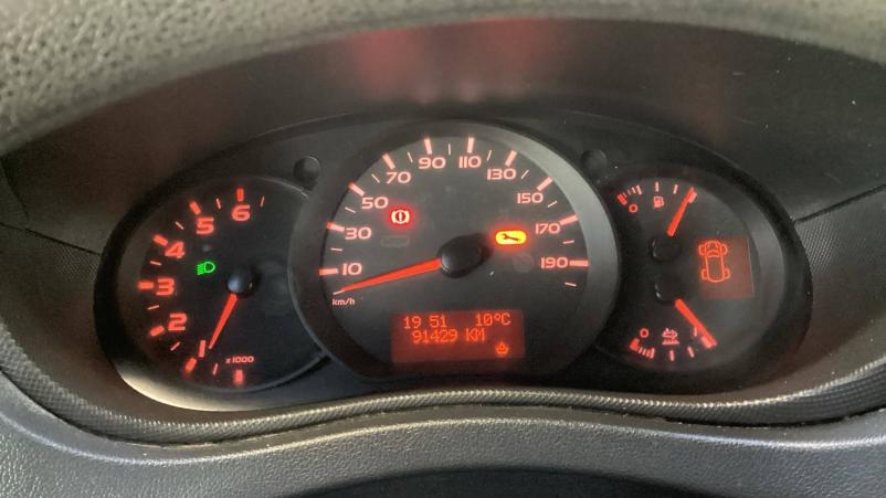 Vente en ligne Renault Master Fourgon  dci 130 BENNE AVEC COFFRE au prix de 22 950 €