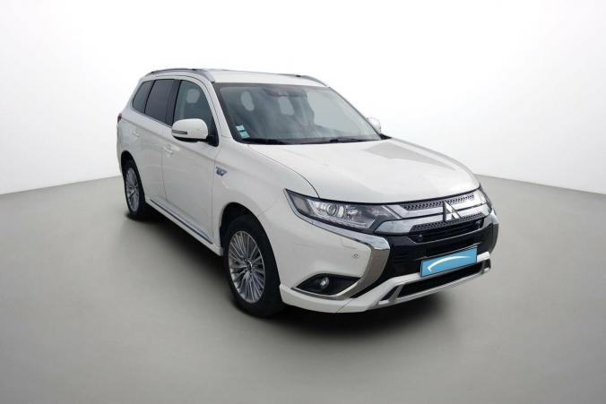 Vente en ligne Mitsubishi Outlander Outlander 2.4l PHEV Twin Motor 4WD au prix de 19 990 €