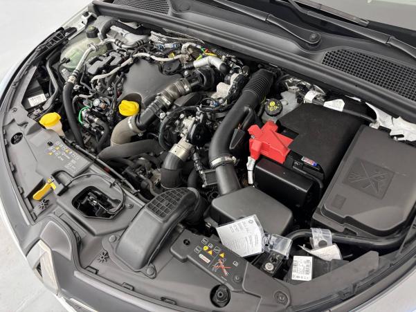 Vente en ligne Renault Clio 5 Clio Blue dCi 85 au prix de 11 690 €