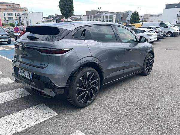 Vente en ligne Renault Megane E-Tech  220 ch autonomie confort au prix de 37 700 €