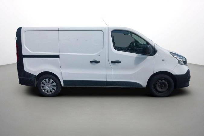 Vente en ligne Renault Trafic 3 Fourgon TRAFIC FGN L1H1 1000 KG DCI 120 au prix de 19 970 €