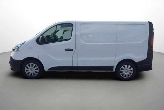 Vente en ligne Renault Trafic 3 Fourgon TRAFIC FGN L1H1 1000 KG DCI 120 au prix de 19 970 €