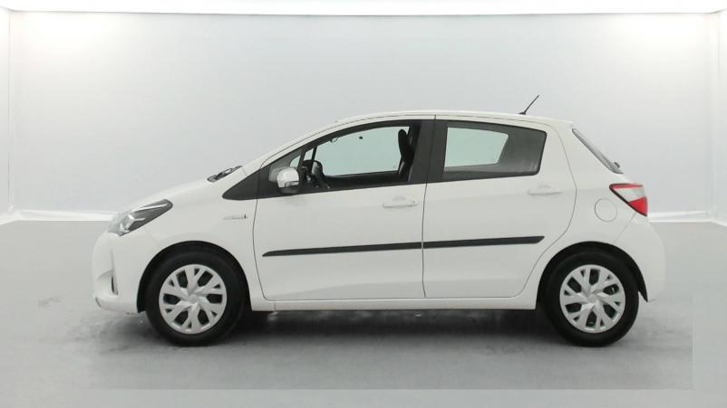 Vente en ligne Toyota Yaris Yaris Hybride Pro 100h au prix de 12 990 €