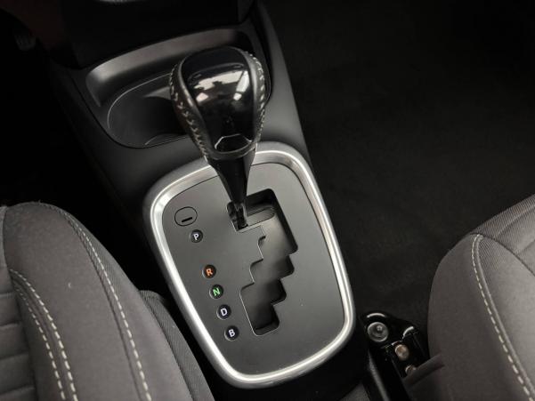 Vente en ligne Toyota Yaris Yaris Hybride Pro 100h au prix de 12 990 €