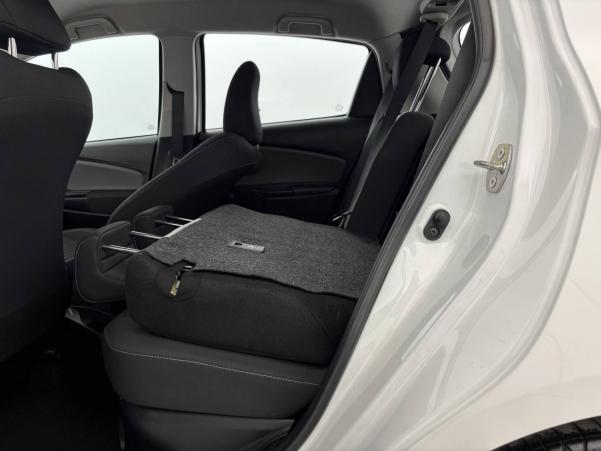 Vente en ligne Toyota Yaris Yaris Hybride Pro 100h au prix de 12 990 €
