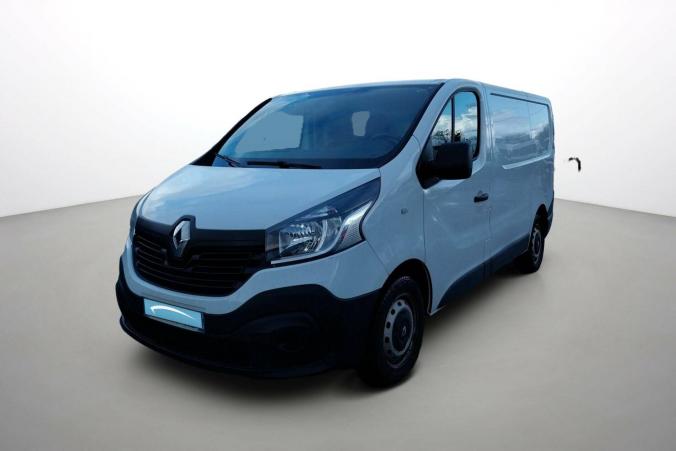 Vente en ligne Renault Trafic 3 Fourgon TRAFIC FGN L1H1 1000 KG DCI 95 E6 au prix de 17 990 €