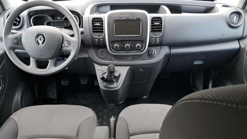 Vente en ligne Renault Trafic 3 Combi  L2 dCi 120 S&S au prix de 23 990 €