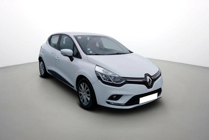 Vente en ligne Renault Clio 4 CLIO SOCIETE DCI 75 ENERGY E6C au prix de 8 990 €