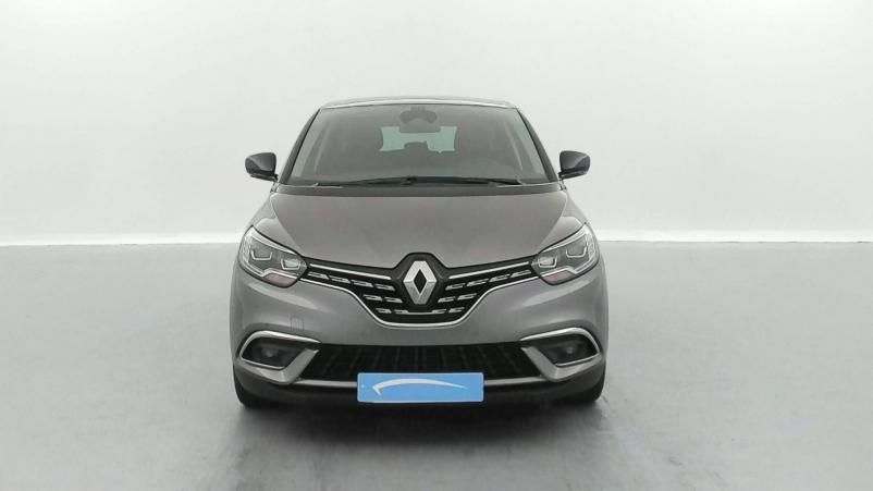 Vente en ligne Renault Grand Scenic 4 Grand Scenic TCe 140 FAP - 21 au prix de 24 490 €