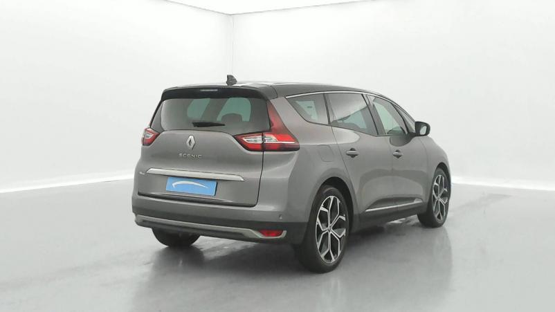 Vente en ligne Renault Grand Scenic 4 Grand Scenic TCe 140 FAP - 21 au prix de 24 490 €