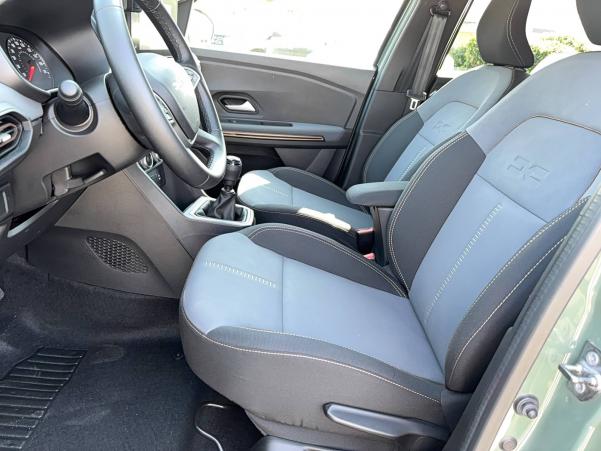 Vente en ligne Dacia Jogger  ECO-G 100 7 places au prix de 21 970 €