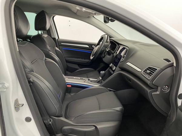 Vente en ligne Renault Megane 4 Estate  Blue dCi 115 EDC au prix de 21 270 €
