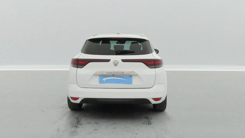 Vente en ligne Renault Megane 4 Estate  Blue dCi 115 EDC au prix de 21 270 €