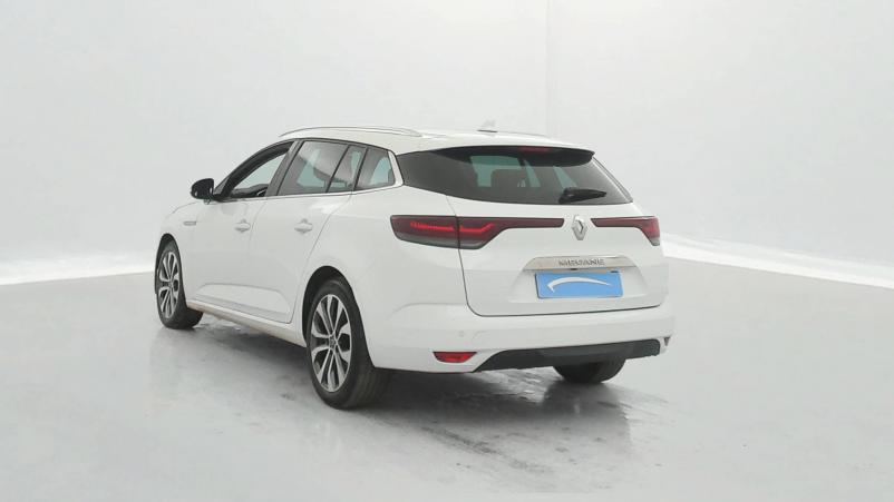 Vente en ligne Renault Megane 4 Estate  Blue dCi 115 EDC au prix de 21 270 €