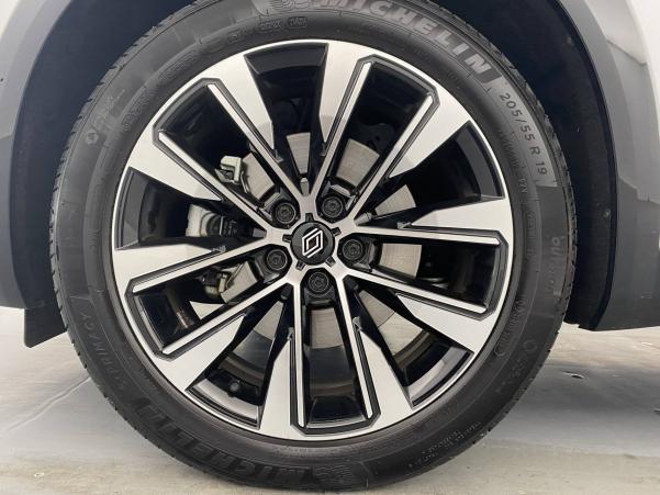 Vente en ligne Renault Austral  E-Tech hybrid 200 au prix de 32 870 €