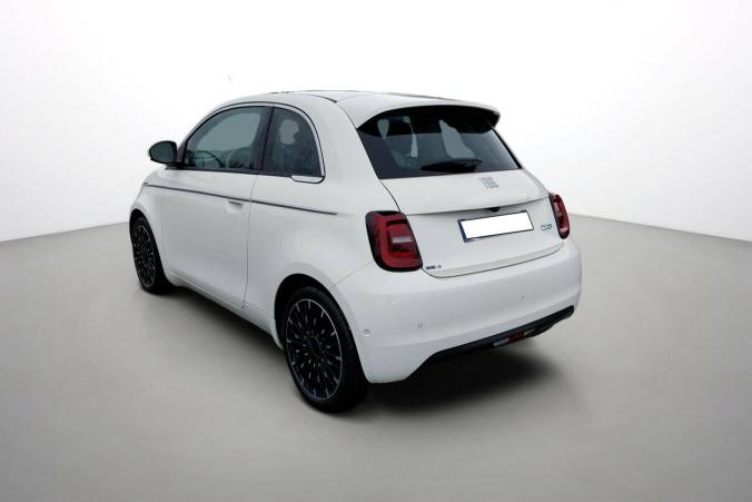 Vente en ligne Fiat 500e 3+1 500 3+1 e 118 ch au prix de 21 900 €