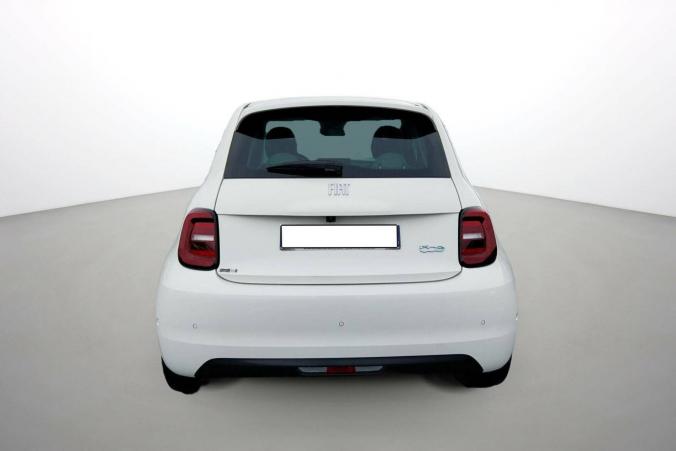 Vente en ligne Fiat 500e 3+1 500 3+1 e 118 ch au prix de 21 900 €