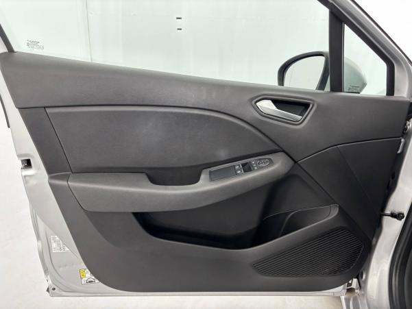 Vente en ligne Renault Clio 5 Clio Blue dCi 85 au prix de 11 990 €
