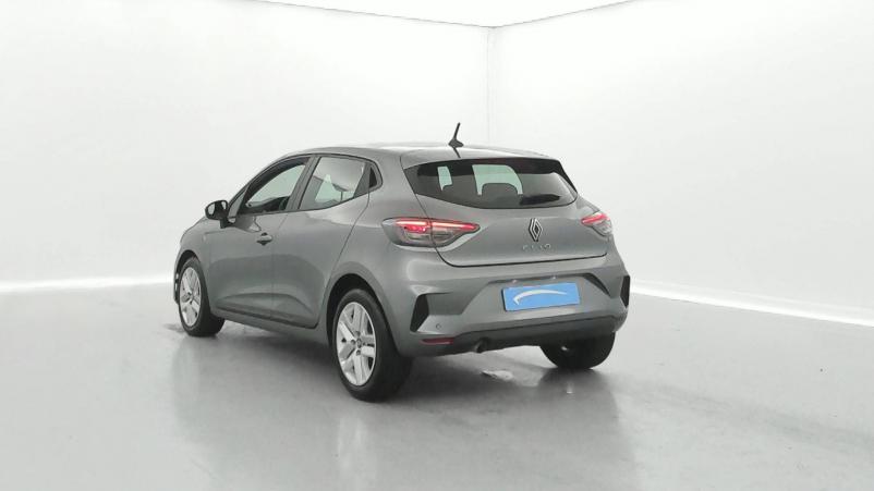 Vente en ligne Renault Clio 5 Clio dCi 100 au prix de 18 990 €