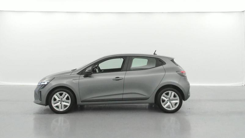 Vente en ligne Renault Clio 5 Clio dCi 100 au prix de 18 990 €