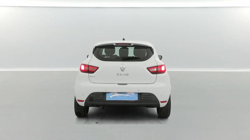 Vente en ligne Renault Clio 4 CLIO DCI 75 ENERGY  au prix de 10 870 €