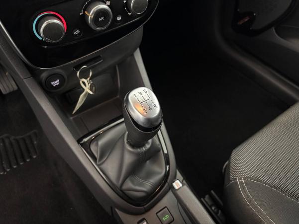 Vente en ligne Renault Clio 4 CLIO DCI 75 ENERGY  au prix de 10 870 €