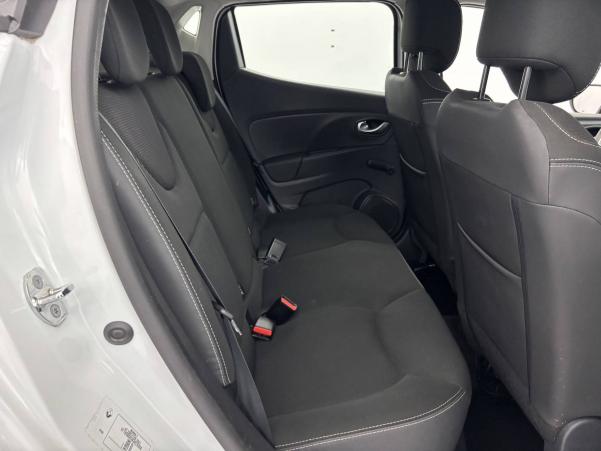 Vente en ligne Renault Clio 4 CLIO DCI 75 ENERGY  au prix de 10 870 €