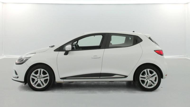 Vente en ligne Renault Clio 4 CLIO DCI 75 ENERGY  au prix de 10 870 €