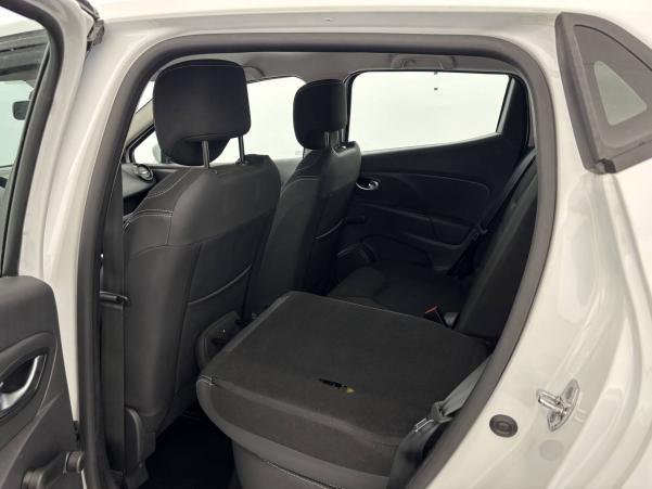 Vente en ligne Renault Clio 4 CLIO DCI 75 ENERGY  au prix de 10 870 €