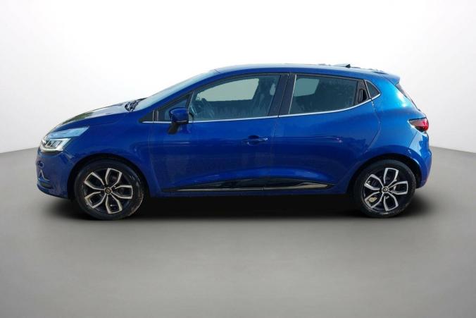 Vente en ligne Renault Clio 4 Clio TCe 90 E6C au prix de 11 470 €