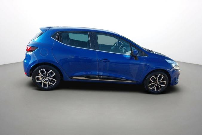 Vente en ligne Renault Clio 4 Clio TCe 90 E6C au prix de 11 470 €