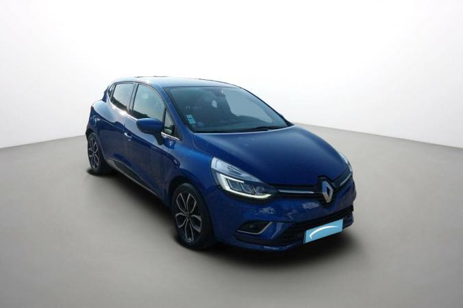 Vente en ligne Renault Clio 4 Clio TCe 90 E6C au prix de 11 470 €